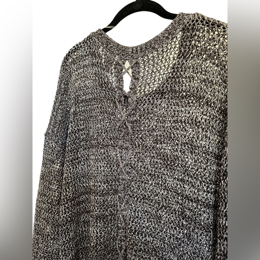 Chico’s Brown/Cream Color Open Knit Sweater Criss Cross Back Detail Size 16 EUC - Picture 2 of 6